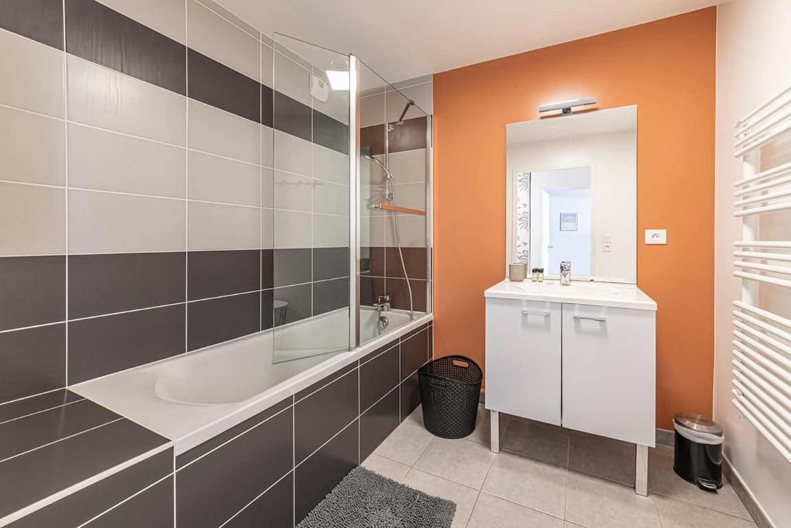 Le Maginot, T4 De Standing, Terrasse Et Parking Apartment Rennes Bagian luar foto