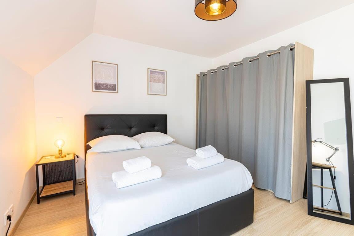 Le Maginot, T4 De Standing, Terrasse Et Parking Apartment Rennes Bagian luar foto